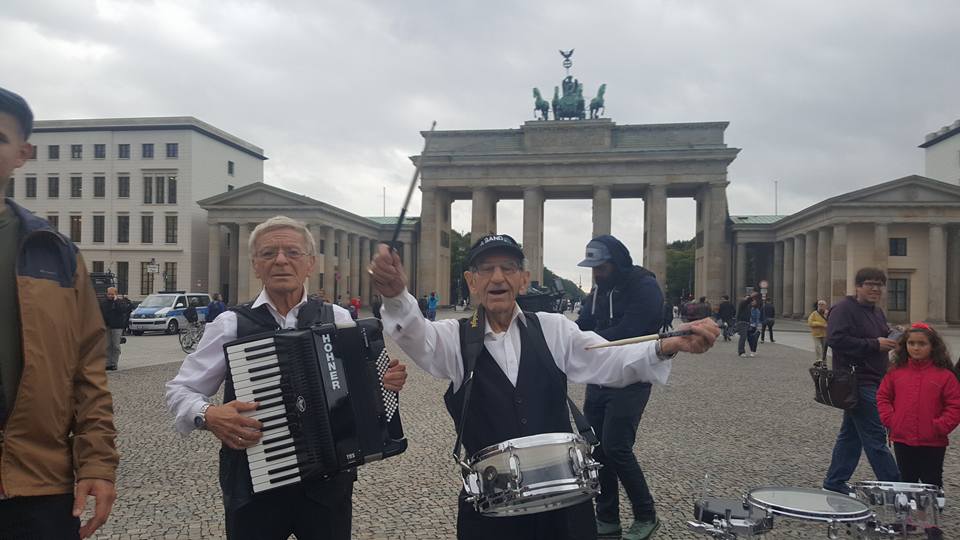 Sandy Eller tweet media