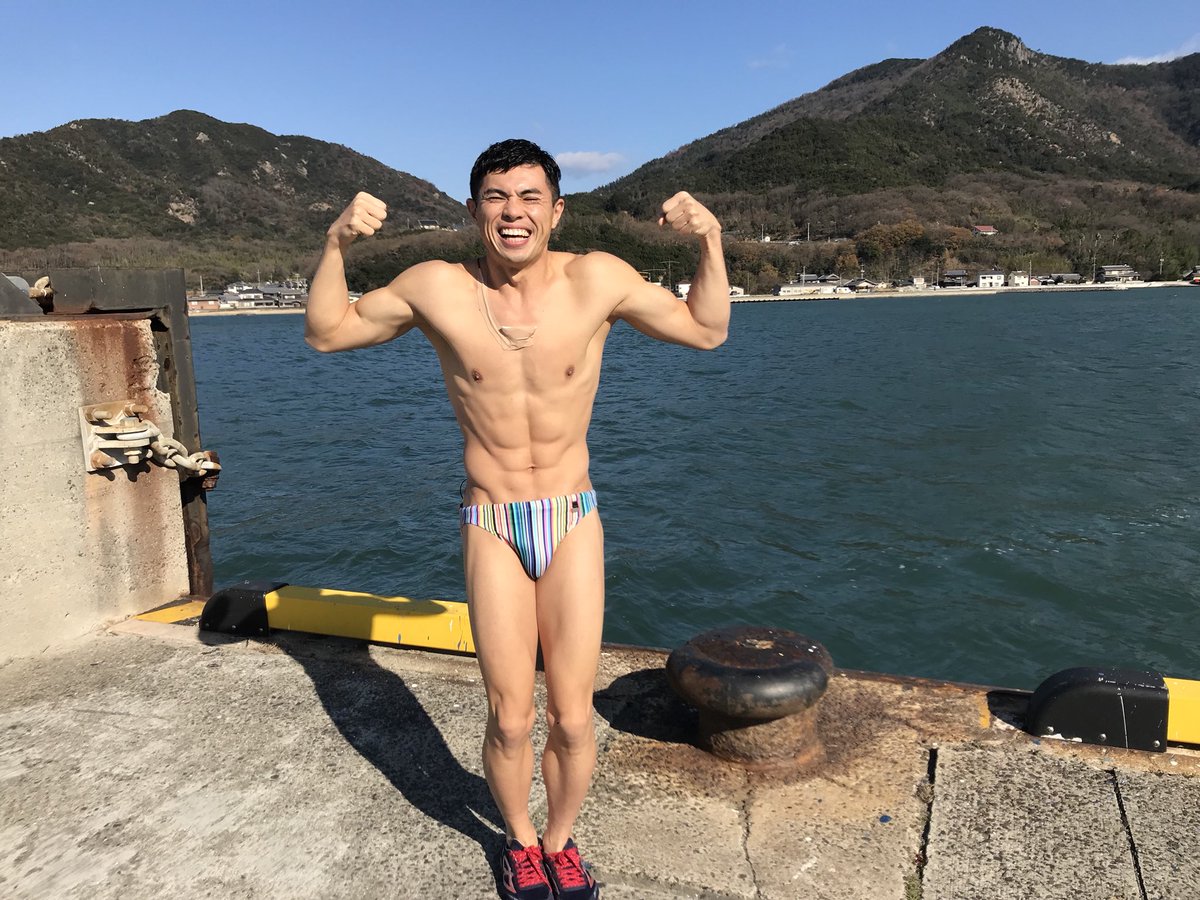 小島よしお ごま油の香りが思ってたより冷たい風に乗って鼻をくすぐるぜ 小豆島