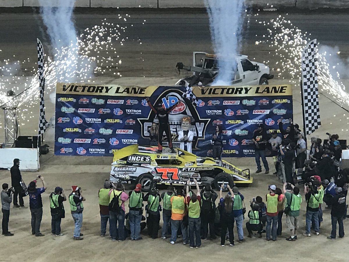 GatewayDirt's tweet photo. .@Bollinger_77 wins the Modified portion of the 2nd Annual @VP_Racing_Fuels Gateway Dirt Nationals Presented by @KarlPerformance. https://t.co/QEdU1t0iBn