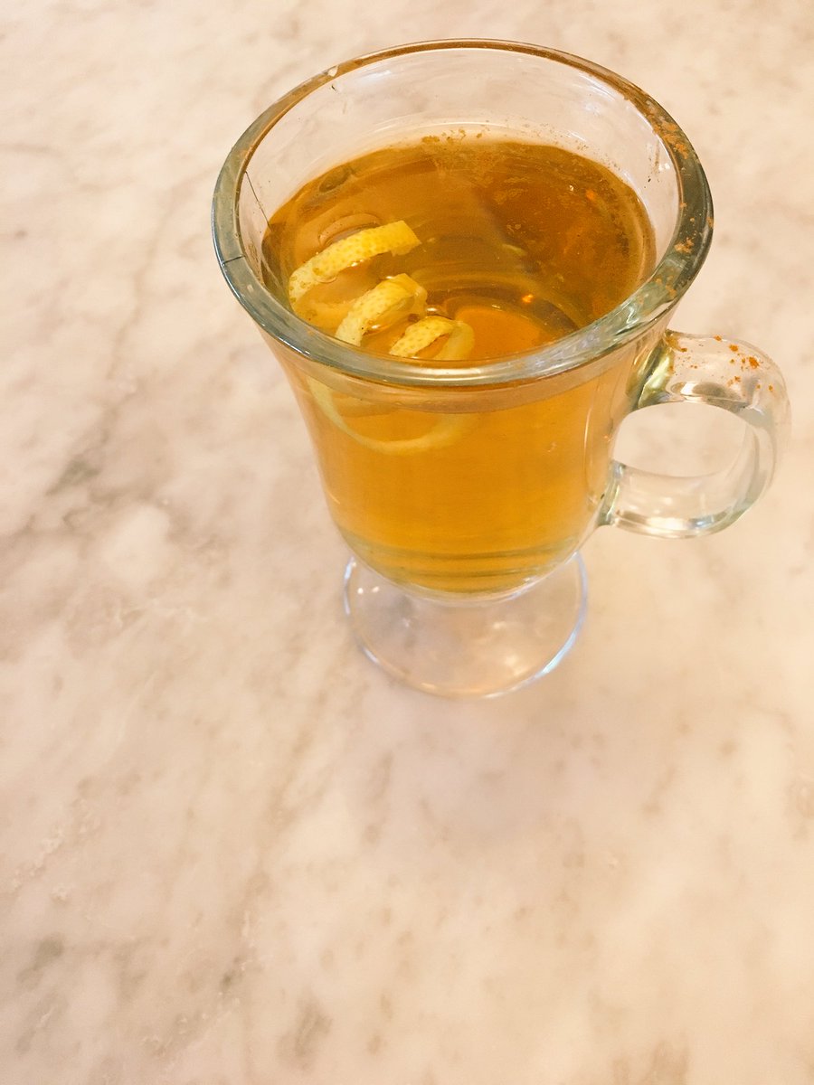 512drinks's tweet photo. Whiskey Winter Warmers #diageorep #crownroyal https://t.co/agtStZ2ka3
