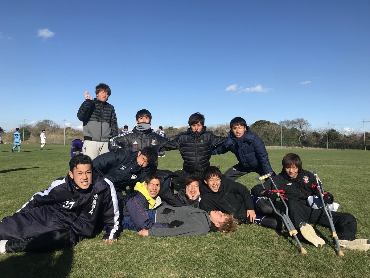 明治大学体同連サッカー部 プレミアカップ17 A Vs 慶應義塾大学リコタイｂ スタメン 瀬崎 笹本 岡田 冨永 南 眞柳 加藤 久 樋下田 河辺 神谷 大泉 サブ 芦田 六田 三好 渡辺 鈴木 辻 上野 加藤 健 試合開始