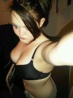 ella_Lez_36D's tweet photo. Talk idc who 😘😈 https://t.co/97fDGNXp9P