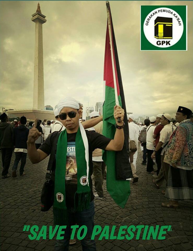 DPP_PPP's tweet photo. Tolak Kebijakan Trump yang mengklaim Yerusalem mjd Ibu Kota Israel. Ayo Dukung dan Selamatkan Palestina dari penjajahan Israel.
#AksiBelaPalestina1712 #SavePalestina #SaveYerusalem #PrayForPalestine https://t.co/sJZLWUH7h5