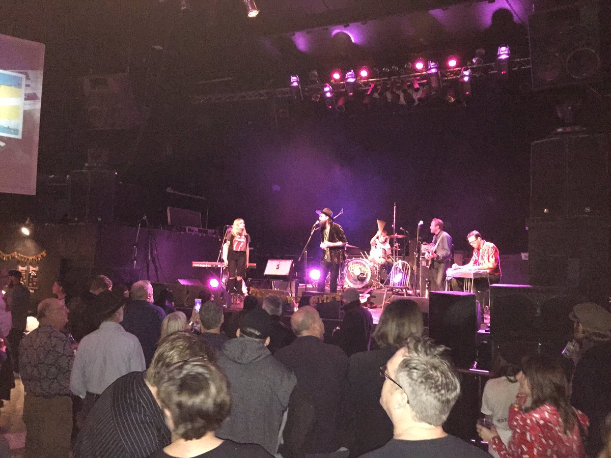 VanFoodBank's tweet image. #Keithmas 8! A full house at the @RickshawTheatre tonight. All in support to @VanFoodBank !! 🎅🎄🎼🎤🎸