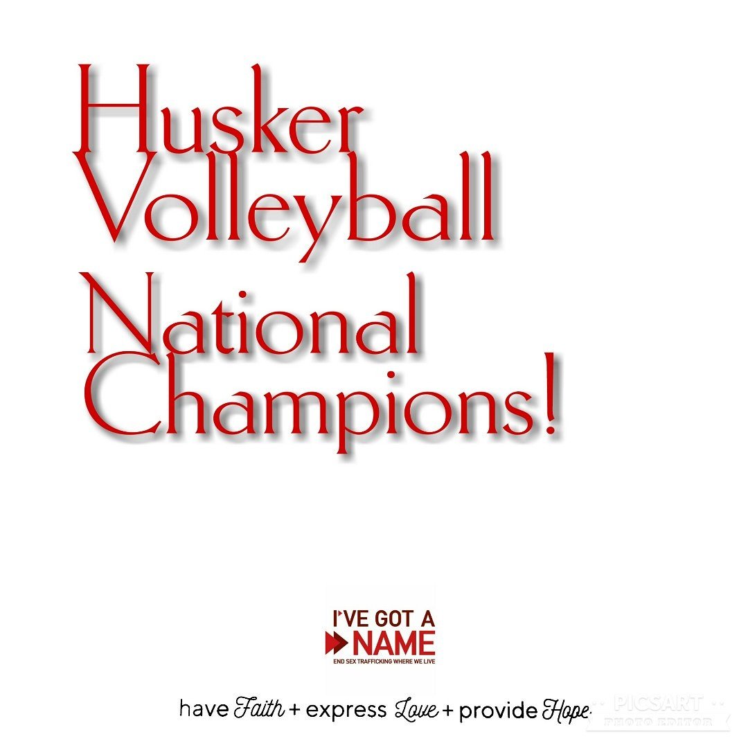 ive_gotaname's tweet photo. Nationals Champs!

#nogirlforsale #huskers #huskersvolleyball #nebraska #lnk https://t.co/HQcKG4eWmY