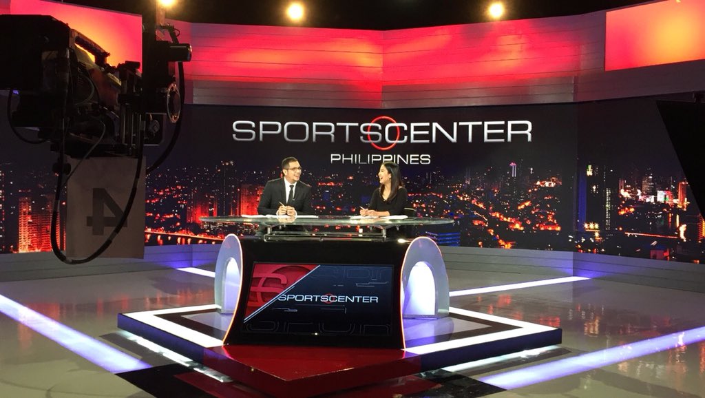 mykapalaran's tweet photo. Ang angas! Silip sa bagong set ng ESPN5. Catch @liadcruz, together with @AaronAtayde, @AFernandez10, and @magoomarjon, bring you the latest updates, news in the world of sports on SportsCenter Philippines simula TODAY, December 17! #SportsCenterPH https://t.co/9On5objfda