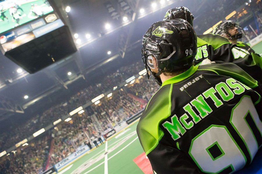 McIntosh mounts monumental attack, Rush rip Rock in NLL opener dlvr.it/Q6Kt6T https://t.co/mdusSq9UB0