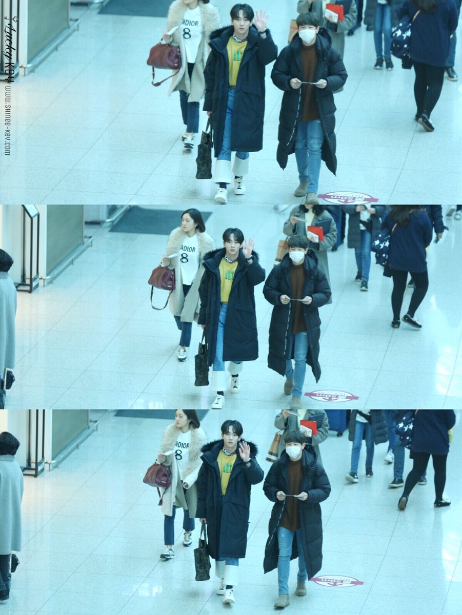 LuckyKey07's tweet photo. 171217 인천 출국 안녕^^ 😄#키 #기범 #Key https://t.co/KsnMcEPexy