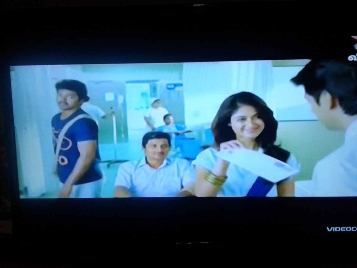 thananthana's tweet photo. #VijayTV  #நண்பன்  
#olics vill https://t.co/KxeWXAeRfk