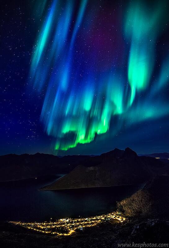 maximaxoo's tweet photo. #Space: #Aurora Borealis above village on Senja, #Norway. #GoodMorning!
https://t.co/56XqgpoqfO by Kenneth Skulbru https://t.co/7IHNdRESbt