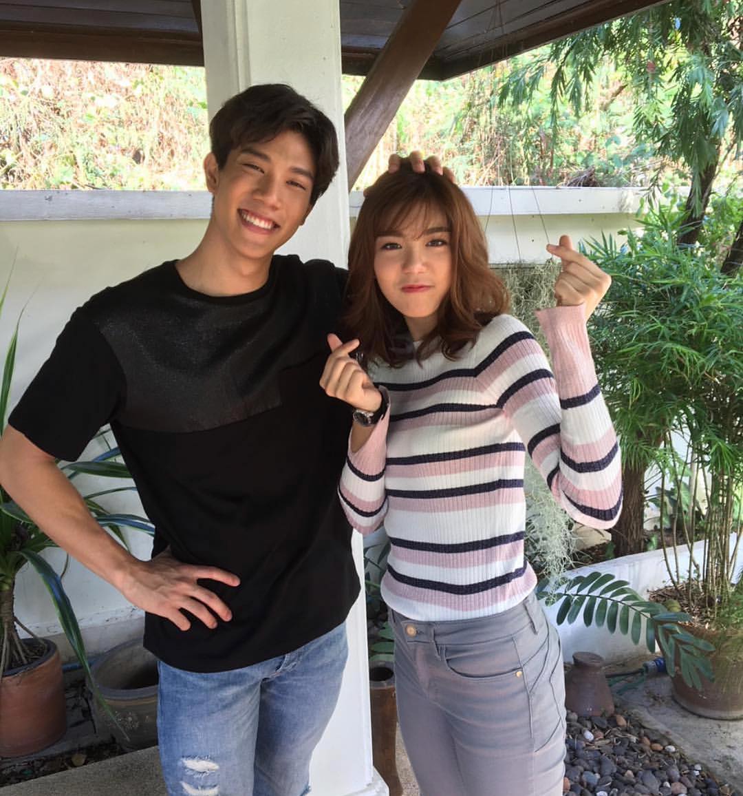 เปิดกล้องไปแล้ววันแรกกับซิทคอมเรื่องแรกของคุณเค้า #รักหวานบ้านวุ่น เป็นกำลังใจให้น้าาาาาคูมเก้ดดด <a href="/MisterGrtsp/">เกรทครับ? ว่าไงครับ?</a> 😚😚😚
.
.
.
cr opoy3p, ch7ent 🙏🙏
#Grtsp 
#เกรทสพล
#เกรทมะมง
#conversationthailand
#greatsapol_fanclub
#ch7dramasociety
#bbtvch7
#ช่อง7hdความสุขครบรสกดเบอร์เดียว35