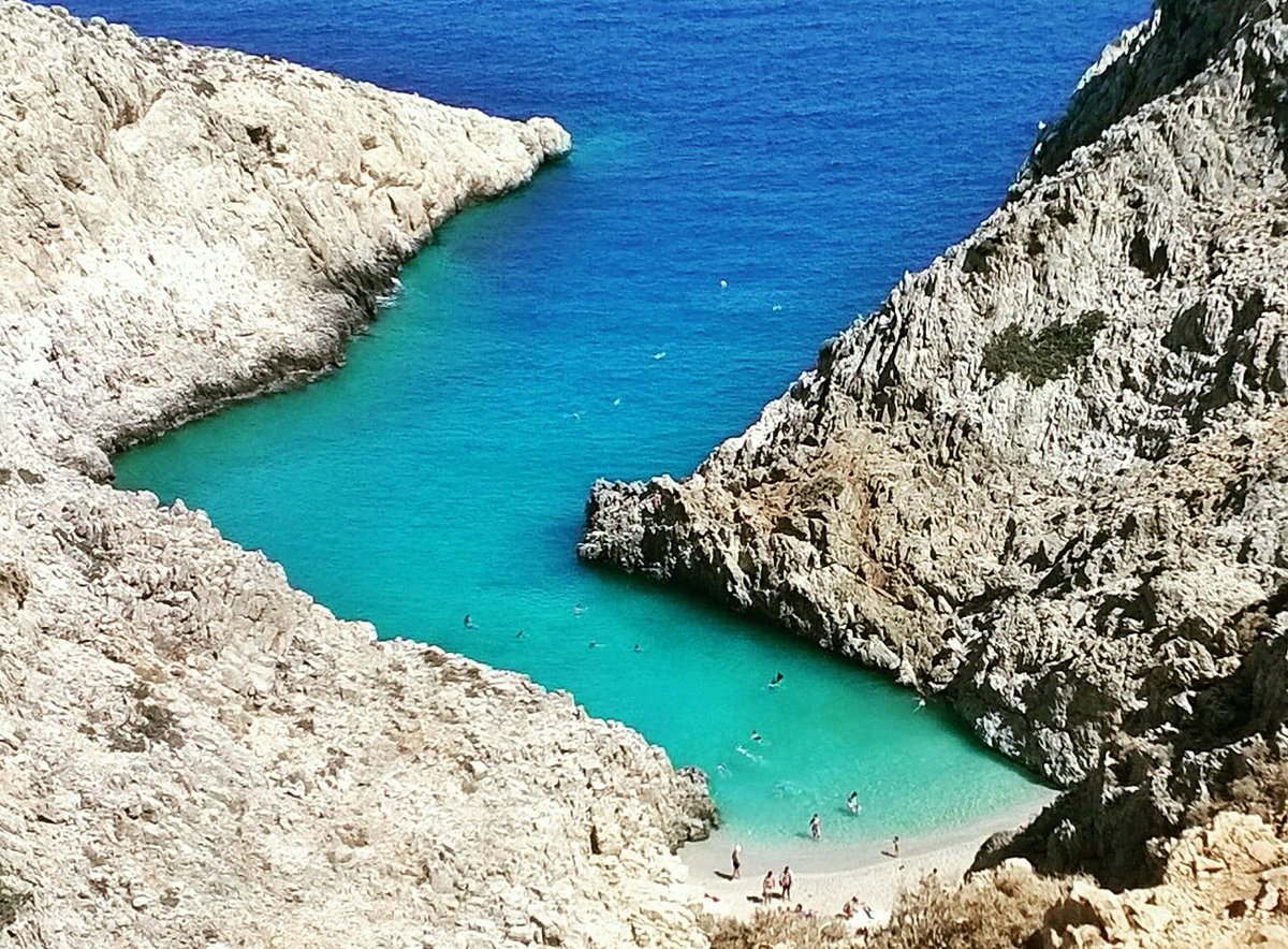 Heavenly Seitan Limani from above💙 Picture by IG@eviva242👍 #crete #greece #beautiful #amazing #loveit #blue #travelingram #travelphotography #picoftheday #beautifulplaces #travel #photography #paradise #view #nature #landscape #Instagram
Please like and share❤