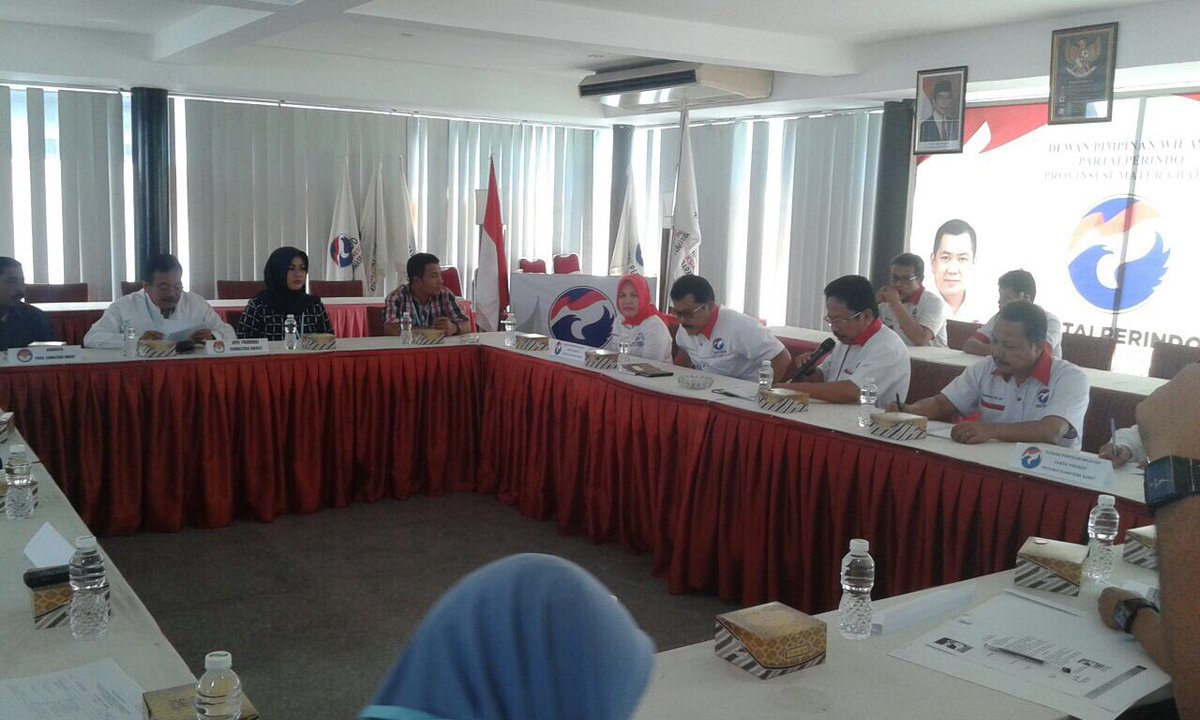 KPU Dan Bawaslu Sumbar Lakukan Verifikasi Perindo detaksumbar.com/kpu-dan-bawasl… lewat <a href="/Detaksumbar/">detaksumbar</a>.com