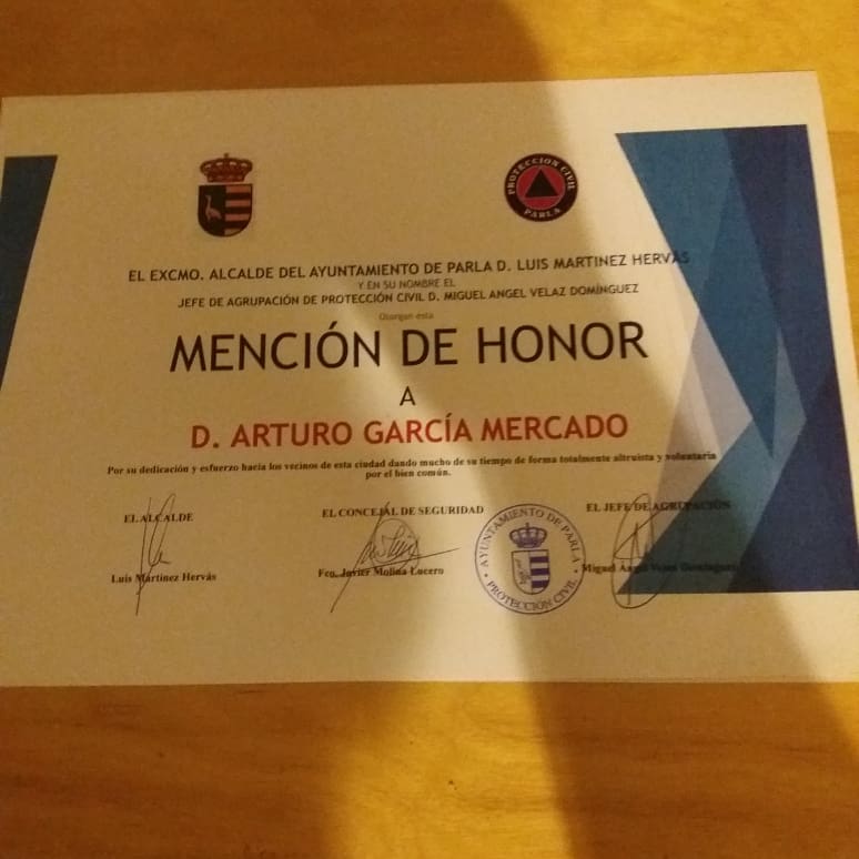 Orgulloso de haber recibido esta mencion