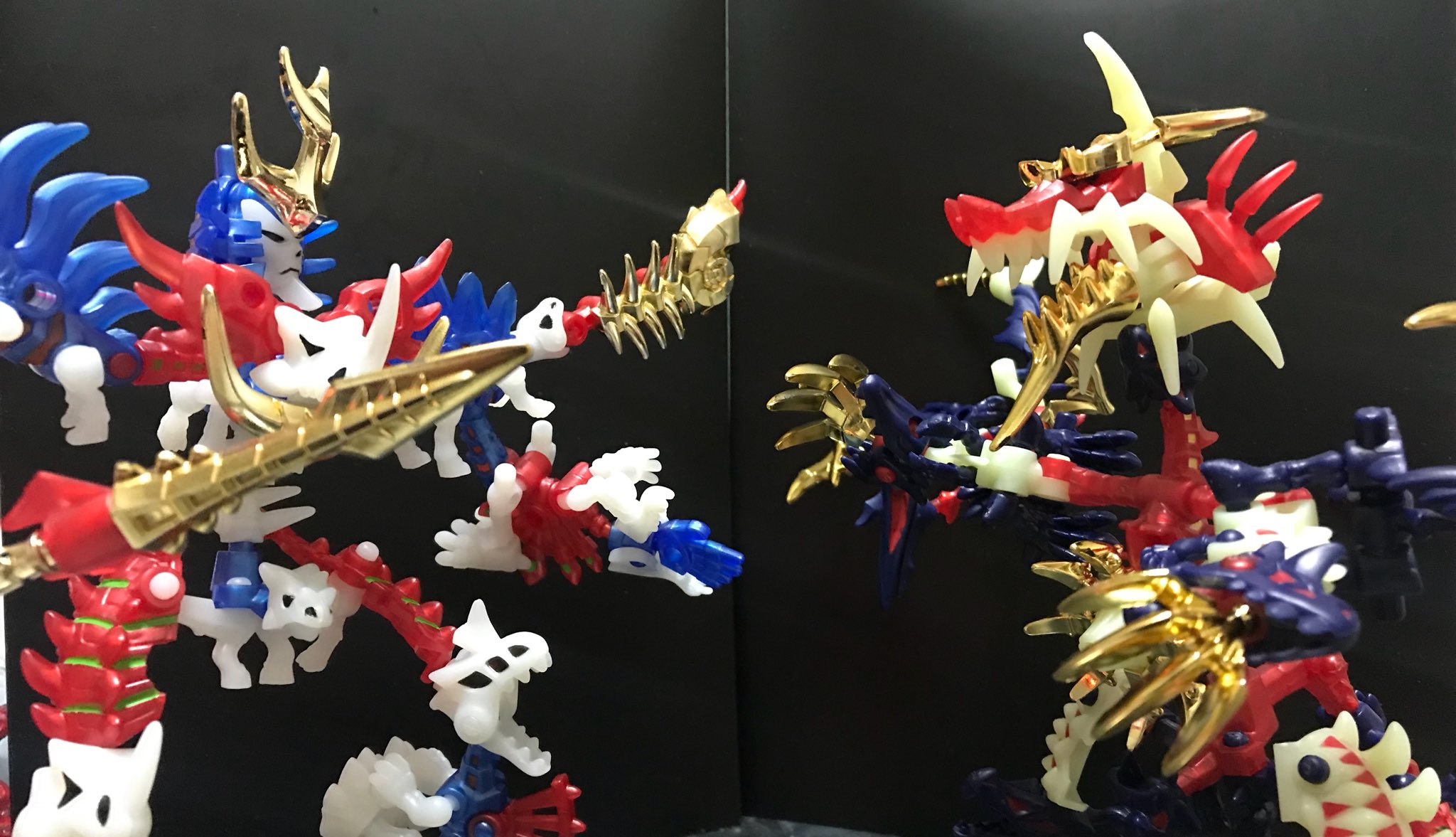 ほねほねザウルス ギガントほねほねダークドラゴン