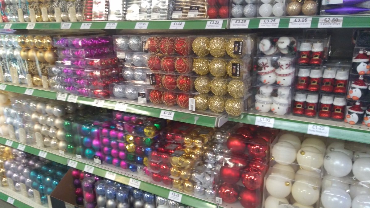 Santa is on his way! 🎅 We cannot believe Christmas is around the corner and we are so excited! Come and get your #Christmas essentials in store today! 🎄