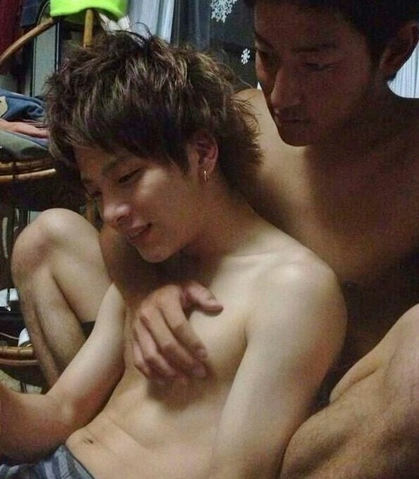 Tomo 抜くだけの性処理なsex と 愛し合う感じ合うsex がある さらに男性 が女性とするようなつながる アナルsex と男同士で気持ち良くしごき合う 舐め合う バニラsex とがある 男性として男性 と楽しむか 女性の気持ちになって男性に