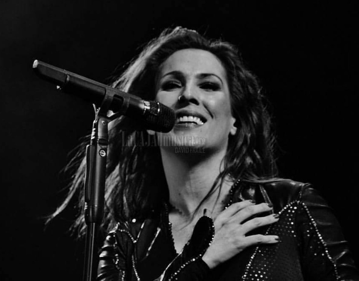 MALÚ                - Página 2 DRP1ShdXkAAVGSP