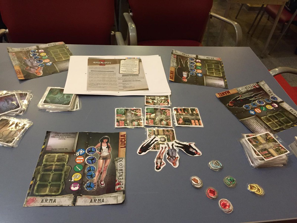 JavierRomero__'s tweet photo. En #ludomania2017 el prototipo de #ApocalipsisZ ! https://t.co/7oL6sTbzRb