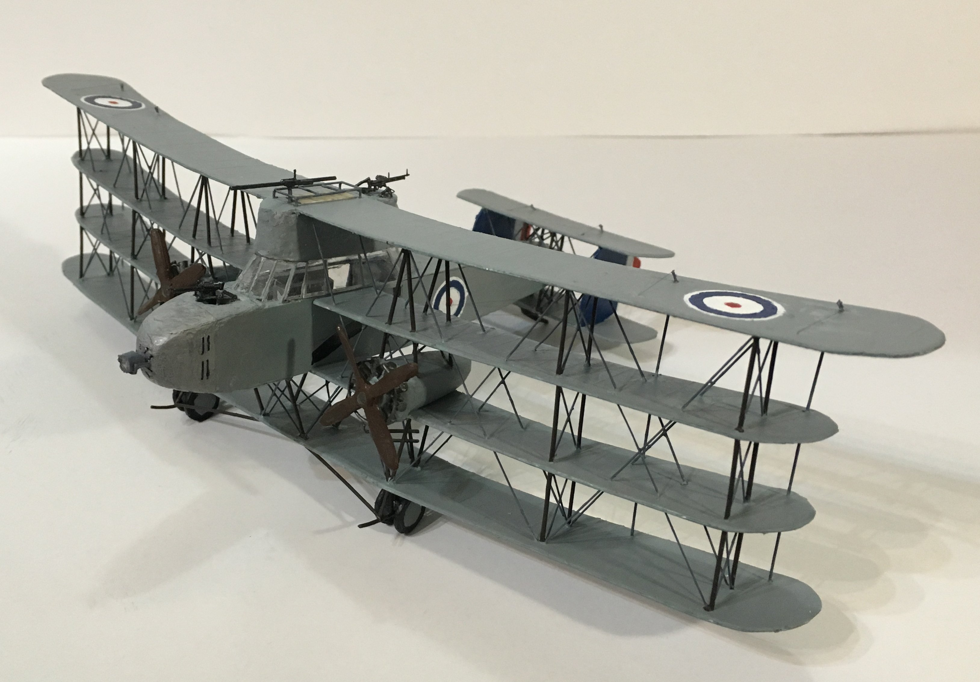 鮒鮓 Sur Twitter スーパーマリン ナイトホーク Supermarine Nighthawk 完成 ルイス7 7mm機銃のみファインモールド製の部品を使用 残りは全て自作 飛行機のスクラッチは初めてでしたがなんとか形になりました 粗い所がかなりありますがこれで完成 ﾟ ﾟ