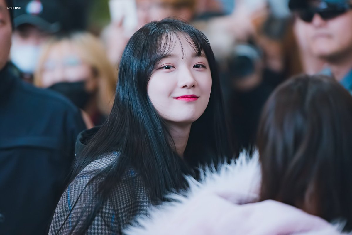 Brighteyes0321's tweet photo. 171128 김포공항출국 로아
#로아 #Roa #프리스틴 #Pristin #민경 https://t.co/kSTCEAvXm3