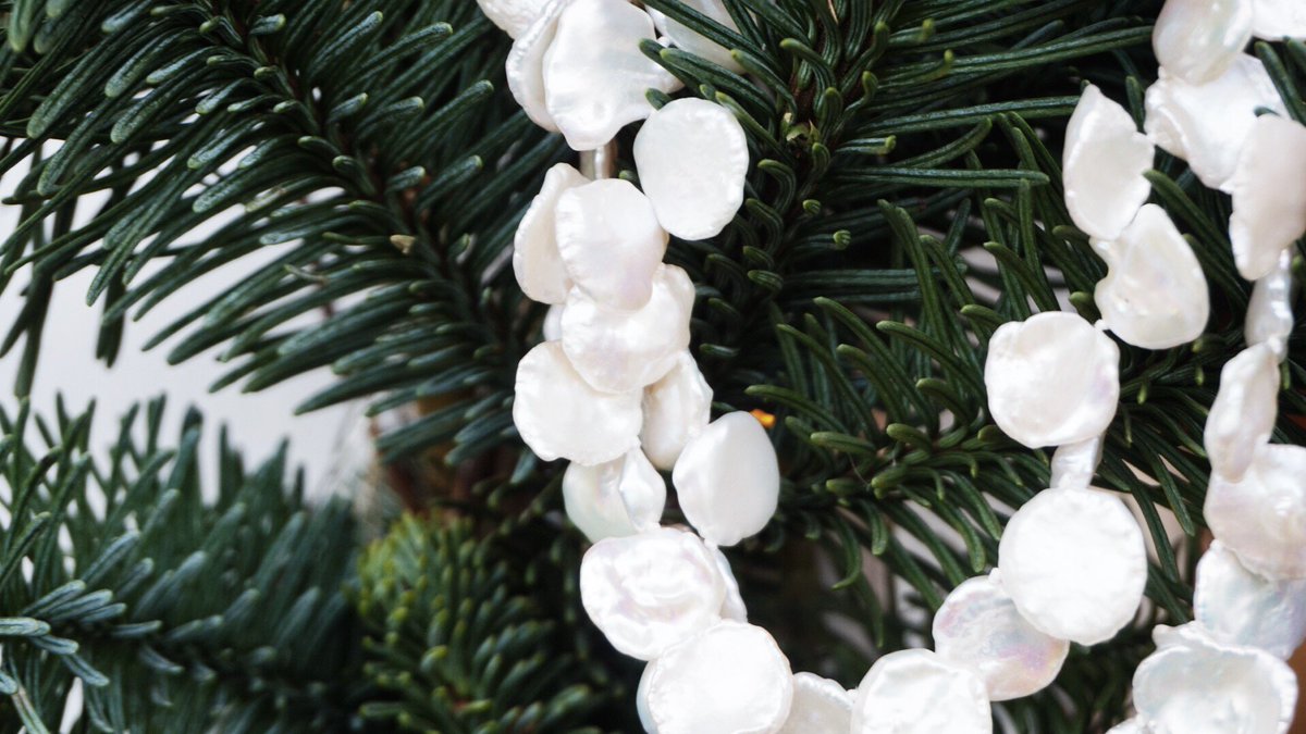 #JRCCHRISTMAS Day 17 - So excited for our bespoke Fresh Water Keshi 30” Pearl Necklaces in store now!
The Luster is incredible, making them the perfect present for any Pearl lover. 🎄