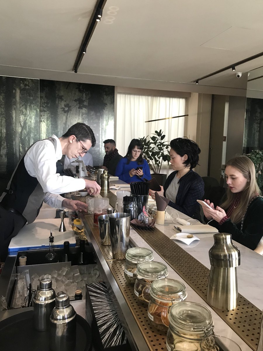 inLOMBARDIA's tweet photo. TREASURE HUNT - 5 stop
#SaviniTartufiMilano
Linguine al tartufo & Negroni al tartufo 😋
#ViewsofMilan #inLombardia https://t.co/9pvzZrQJEo