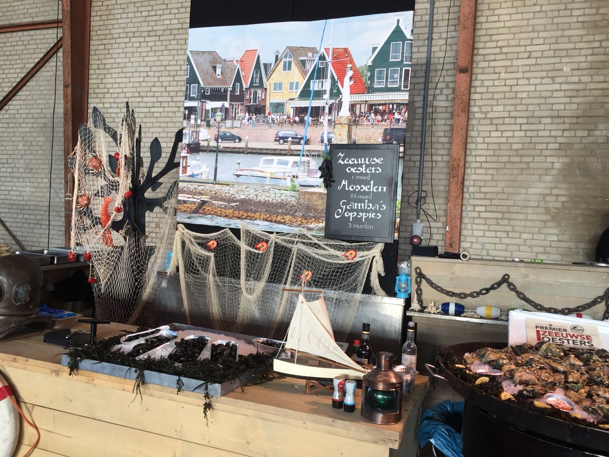 Pop-Up Foodhallen in Apeldoorn. Goed gedaan 4 dagen lang beleving rond producten met een verhaal!