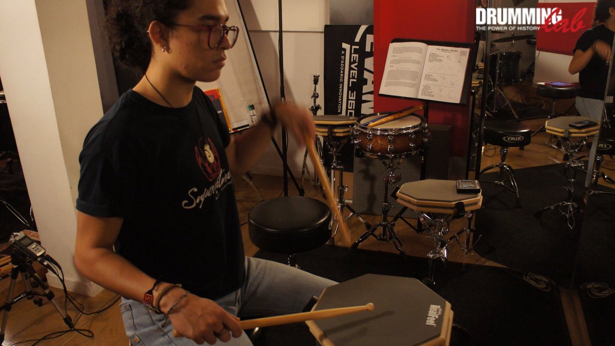 DrummingLab's tweet photo. Do you want to learn the Low Moeller at the #DrummingLab ? #Paris #FrederickRimbert #drumschool #drummers #drumteacher #drumlesson #drummer #drumming #drumlife #drumfam #DomFamularo #batteur #drumlessons #mapex #evansdrumheads #promarksticks #sabian ➡️https://t.co/3i92B1k4v6 https://t.co/CV7KiOtQjQ