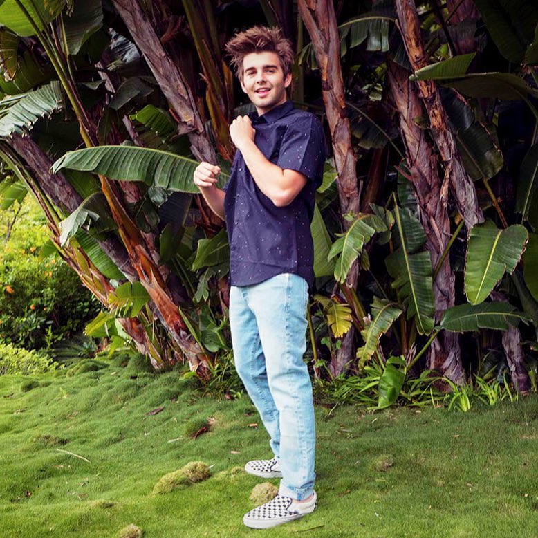 jackgriffo33's tweet photo. who are tagged love them a lot✌❤ https://t.co/ZHeXVeFsGG