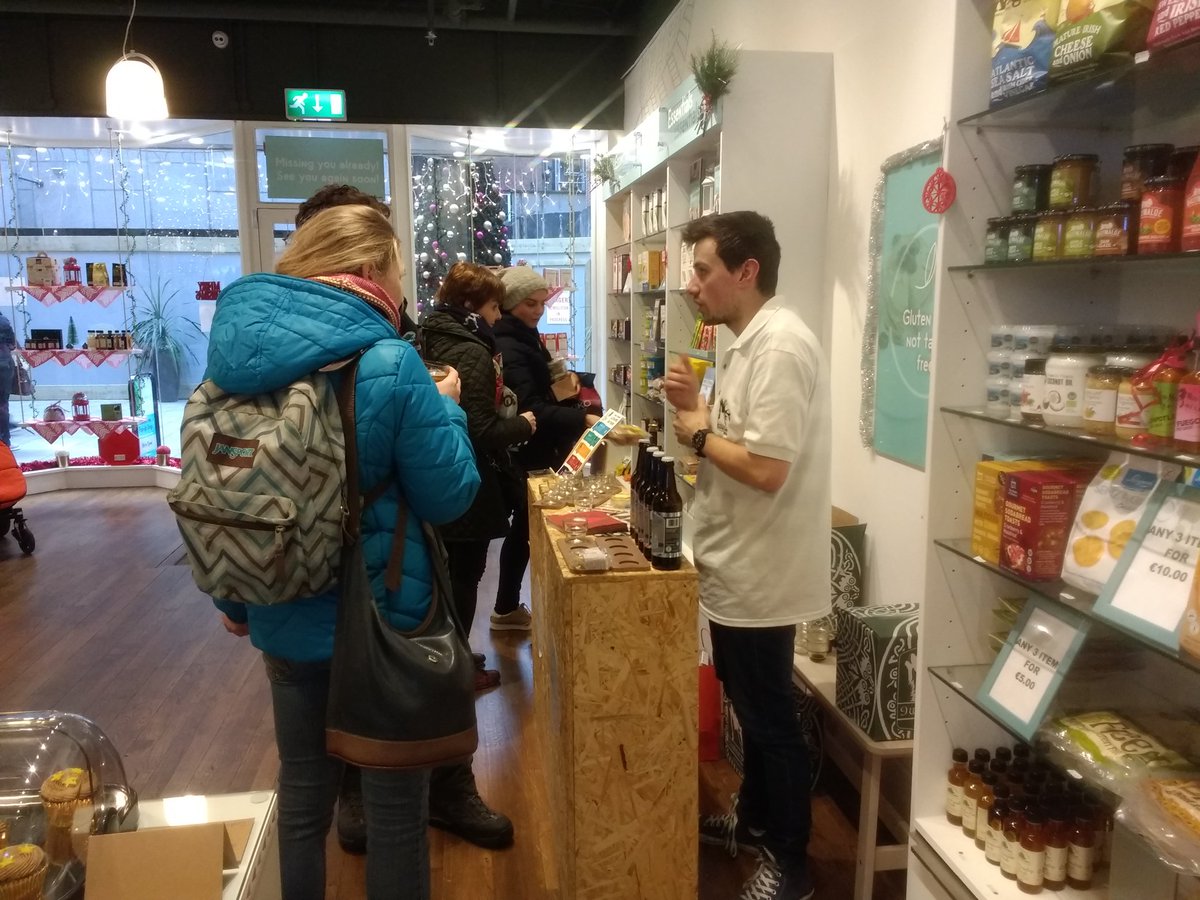 Popped in to the <a href="/9whitedeer/">9 White Deer Brewery</a> GF beer tasting at <a href="/unglu_d/">Unglu-d</a> yesterday. Still think my fave is the IPA. Great having options that taste just like normal beer. Nice to see you <a href="/GFLifeIreland/">John Burke</a>!