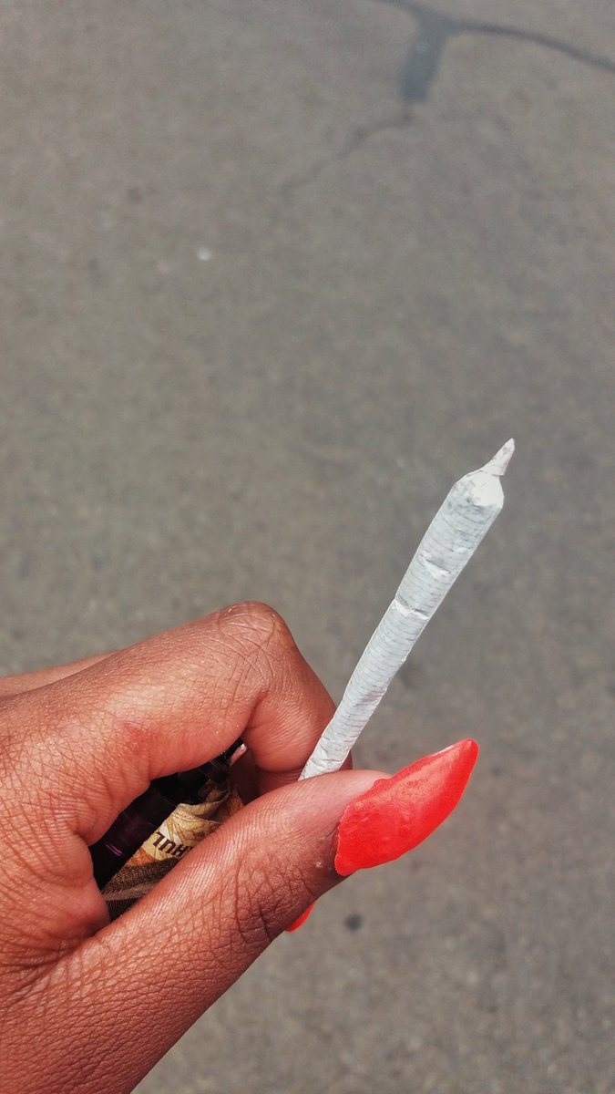 leo_foxxy's tweet photo. Open for happiness.  This one got me so high. https://t.co/cYZnNZDu65