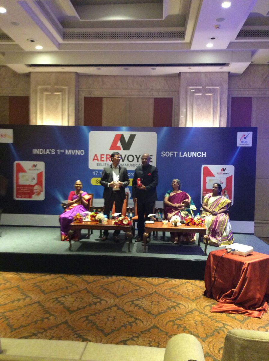AEROVOYCE's tweet photo. Number 1 Customer #SIM Presented to Shri. Anil Jain, CGM, NCNGN - BSNL

#FirstSIM #AerovoyceSIM #SoftLaunch #MVNO #FirstMVNO #TelecomIndustry #Adpay #AEROVOYCE #BSNL https://t.co/IEccy8VNVr