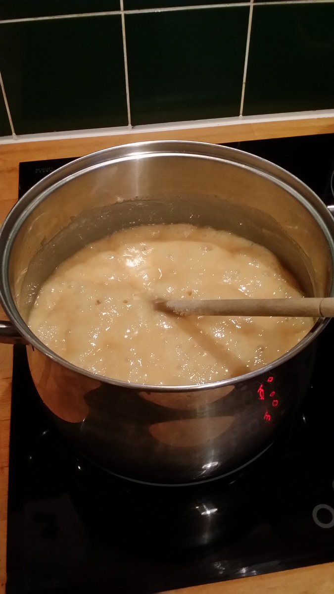 HRH_Duke_of_Url's tweet photo. Making Tablet #notfudge https://t.co/QQvsLXukCI
