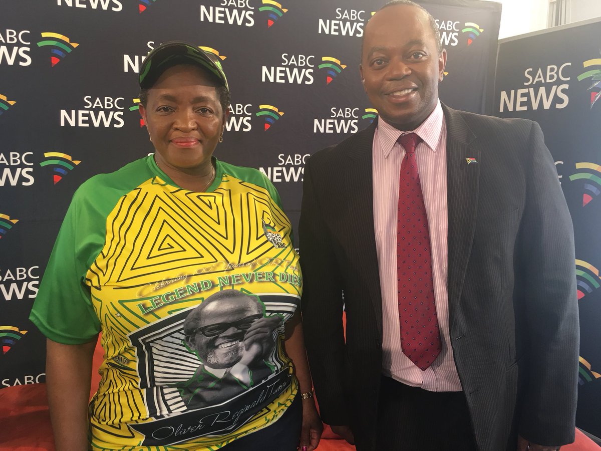 peterndoro's tweet photo. @ANCWomensLeague President #BathabileDlamini told #sabcnews she is happy that potentially a female president or deputy president will be elected at #ANC54Conference . She says she and the Women’s League will fully support Cyril Ramaphosa if he is elected @MYANC President https://t.co/57bDH0jwXk