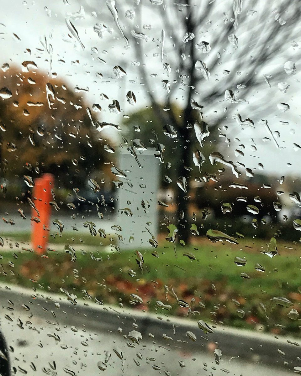 AleQuero9's tweet photo. Invierno. ¿Qué es eso si no estás cerca? https://t.co/YZsyCjoPlR