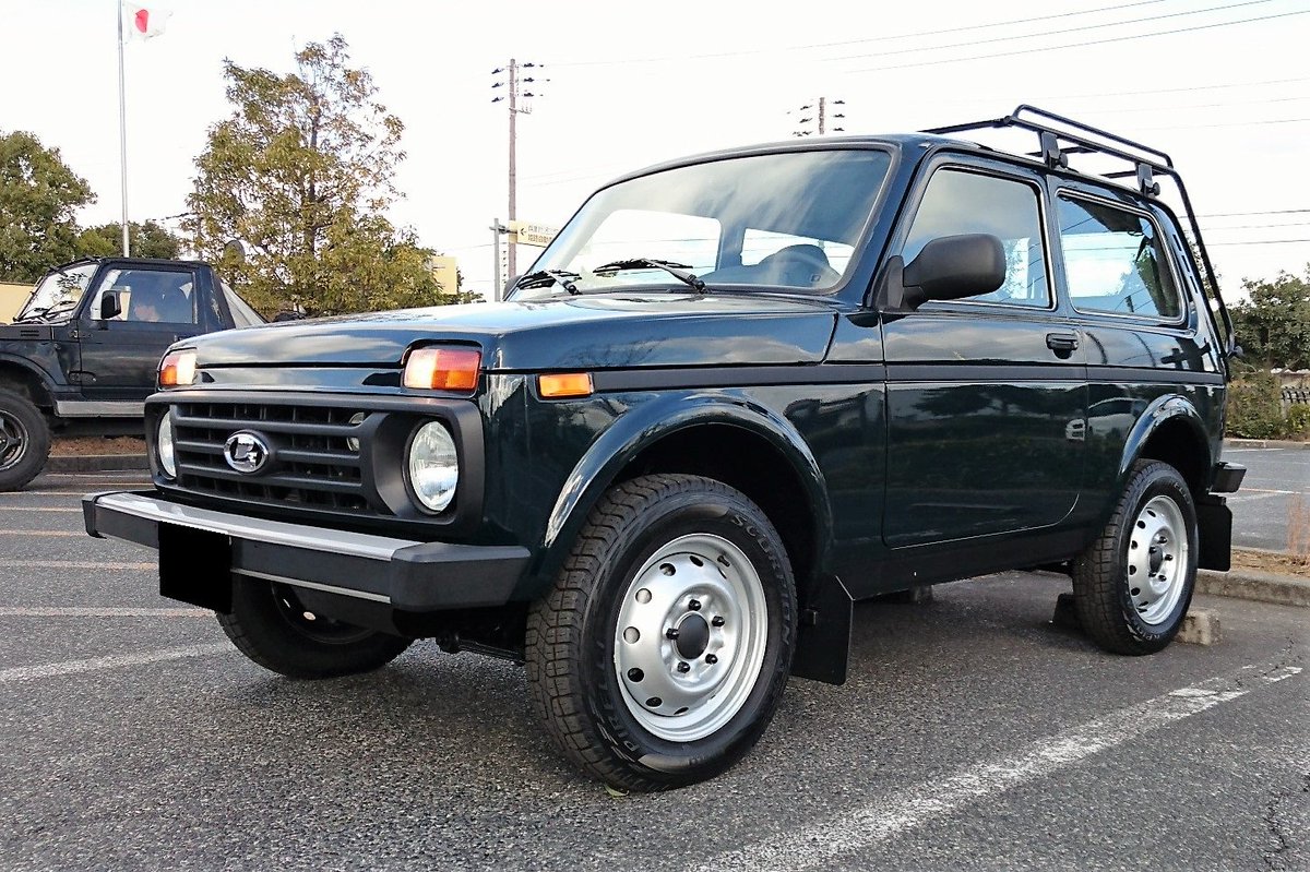 ルパルナス 納車千本ノック17 その81 ラーダ ニーヴァ4 4 左ハンドル マニュアル 4wd ハーフモデル 奥様も乗りたくなるロシアのsuvを 兵庫のmさんに納車完了 ラーダニーバ Ladaniva Lada ラーダニーヴァ Ngu Car T Co N3phign2nq