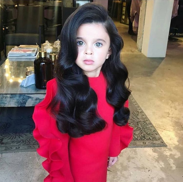 bu bir çocuğun çocukluğuna edilen ihanetin fotoğrafı