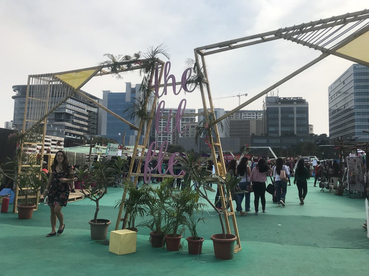 maaofallblogs's tweet image. Done with shopping at #LilFlea ...now hopping from BKC to my next destination 😅!! Crazy day, today!!