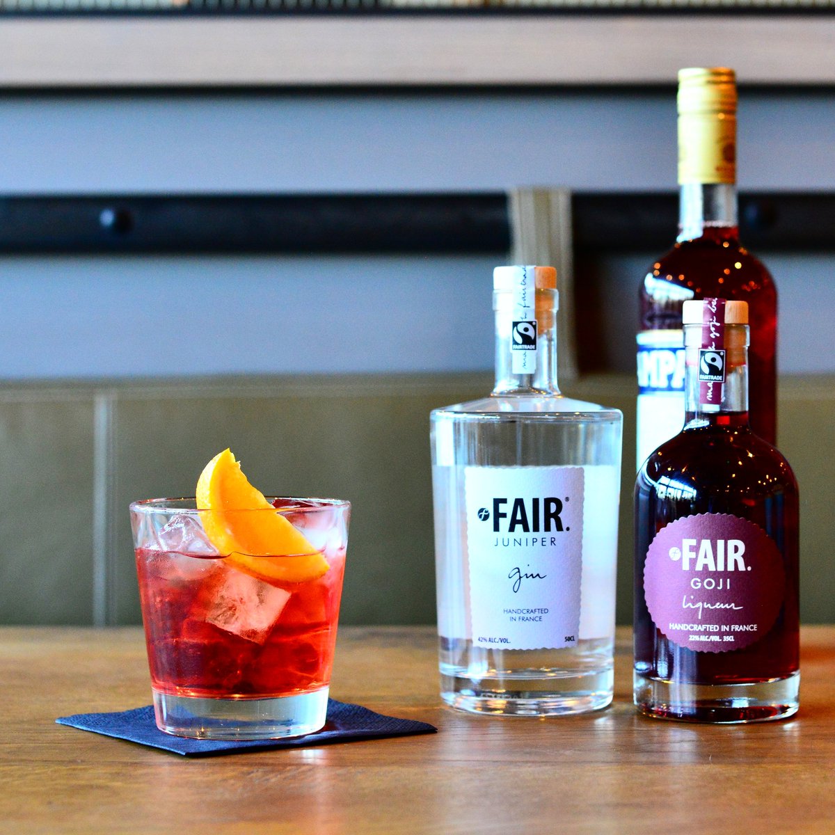 #12DaysofChristmas #FAIRGin #christmas <a href="/Madeinlittlefr/">MadeInLittleFrance</a> #organic #cocktails #london <a href="/Mangrove_UK/">Mangrove</a>