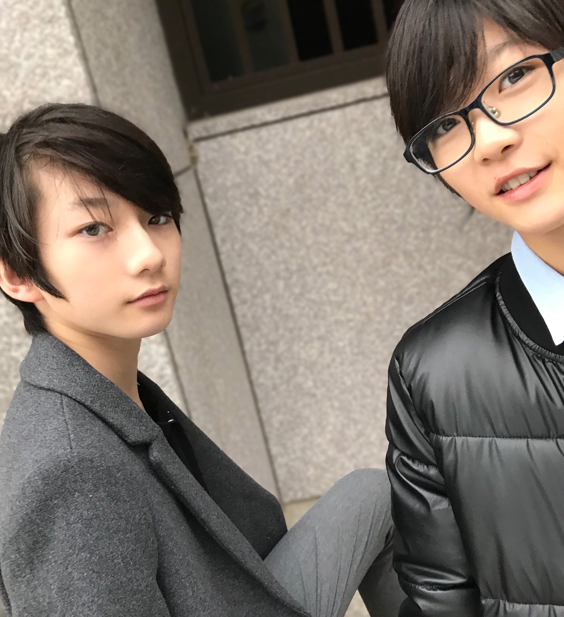 三次元 ショタ / X