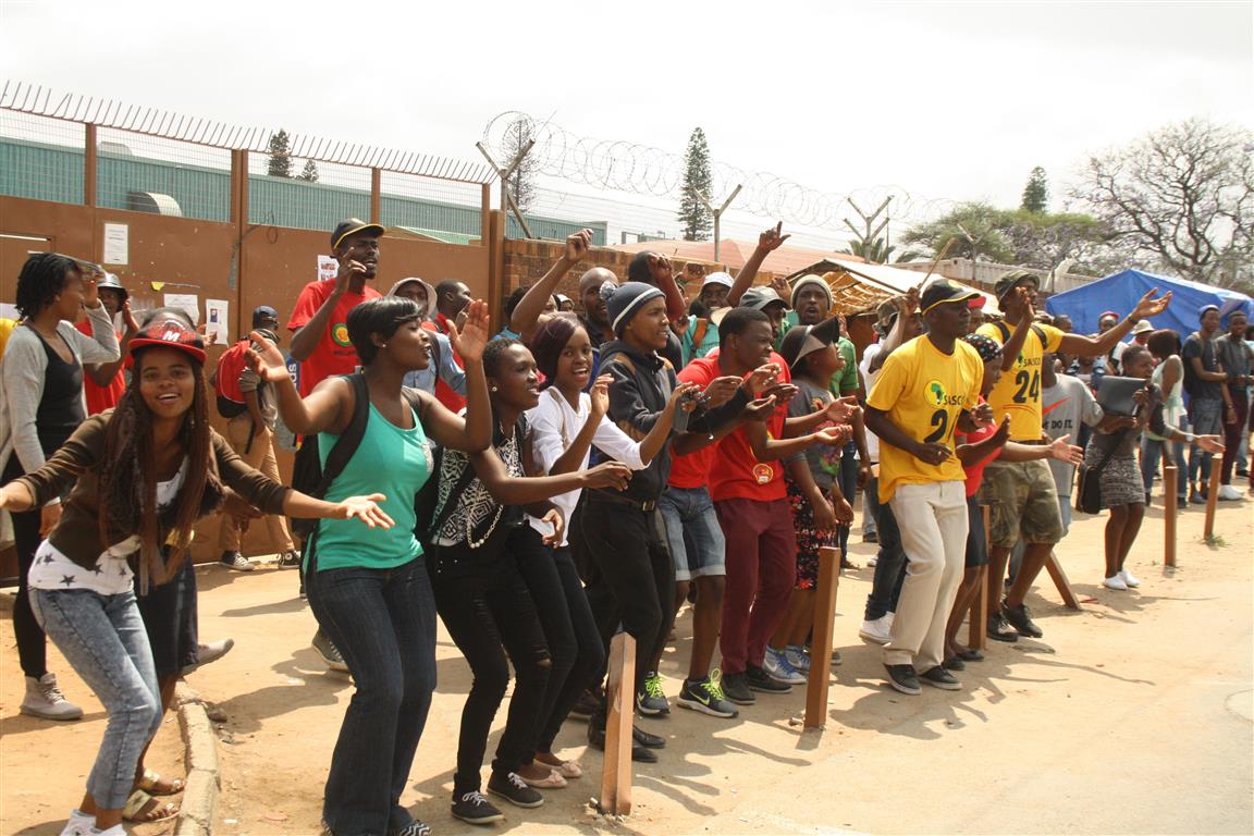MrPaila's tweet photo. #FeesCommission The students representative councils from the Universities of Limpopo and Venda say the presidency has missed their point, after announcing free tertiary education. https://t.co/AWYuYzdYja