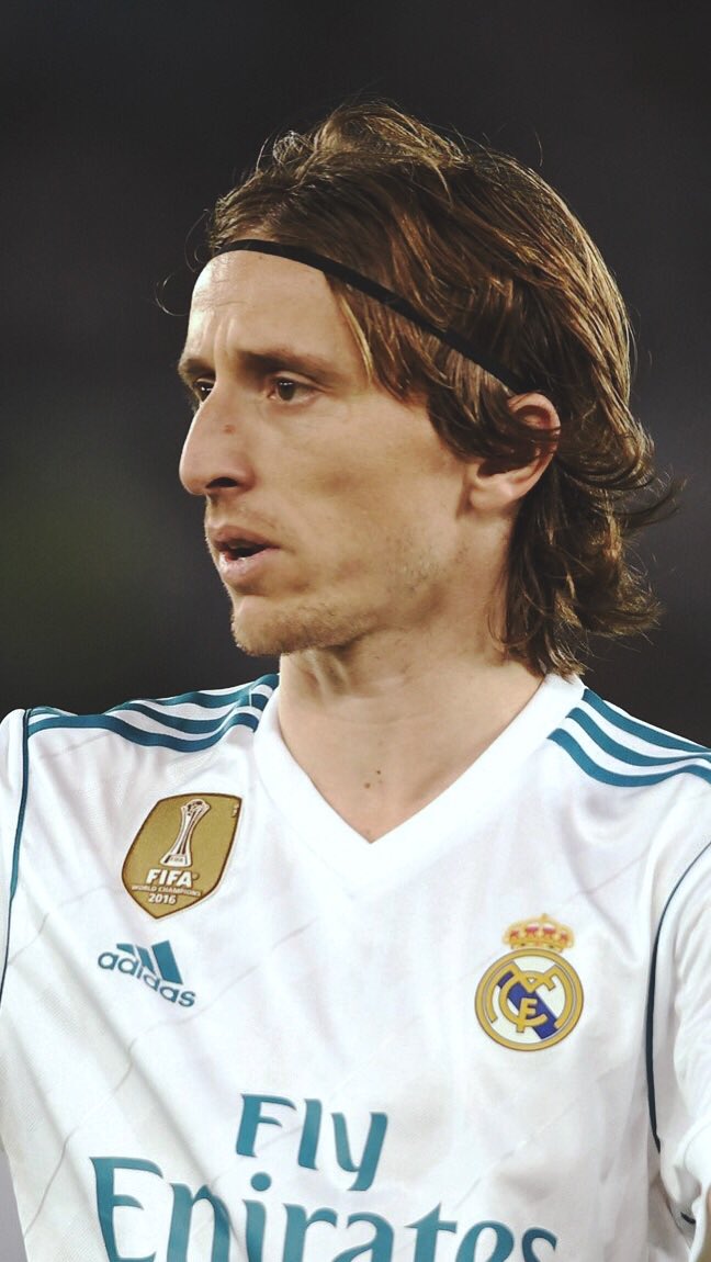 FWallpaperes's tweet photo. Champions | wall paper
#RealMadrid
#CWC2017 https://t.co/VXSExVZ6Be