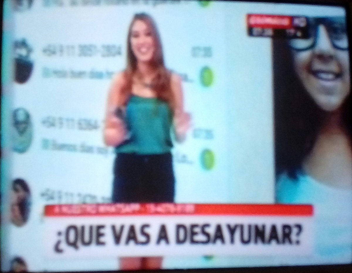 mandyrock22's tweet photo. Estoy viendo a la #Divina #Encantadora #Simpatica #Talentisa 👏👏👏 #GeniaTotal de @BarbiCorvalan que #EsLoMas en el #GranNoticiero @CronicaTV https://t.co/uMZHkMK5a9