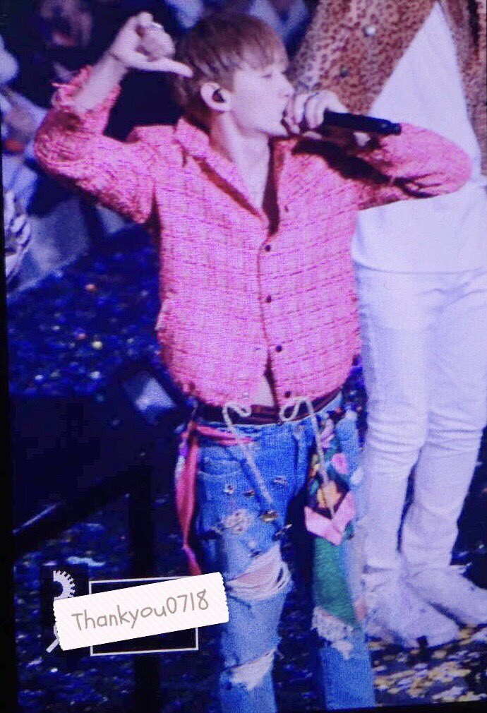 ThankYou_0718's tweet photo. 171217ss7
#SuperJunior #hyukhae #은해 #이동해 #이혁재 #enhyuk #donghae #슈퍼쇼7 https://t.co/rCECABWrCM
