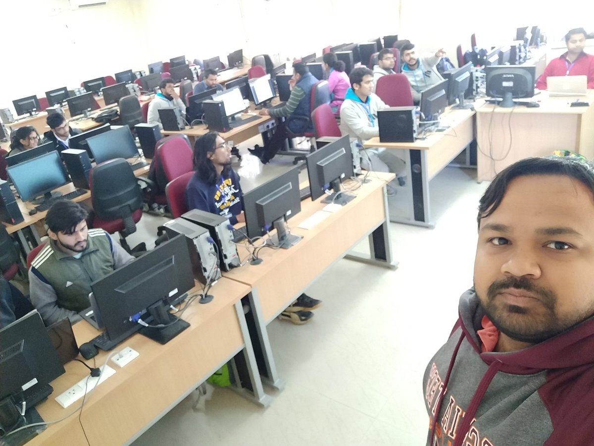 ibmdarviz's tweet photo. A full day complete hands on session with @ibmdarviz. Most of the grad students of IIT Mandi, tried to develop all their research projects using @ibmdarviz https://t.co/v4fdNt1elK