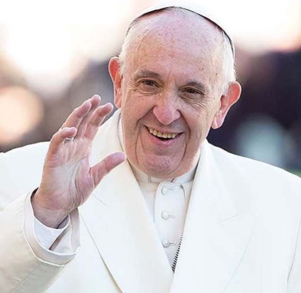 CEVmedios's tweet photo. Nos unimos en oración para desearle al Papa Francisco un Feliz cumpleaños. Dios y la Virgen de Coromoto le bendigan hoy y siempre. https://t.co/XlIvFaeJDd