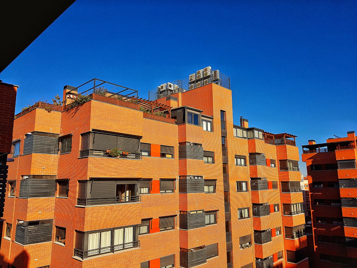 pnlintrade's tweet photo. Se Vende. Apartamento en Suansez Madrid. 114 m2. 2 habitaciones. 2 baños. Precio €318000. #pisosmadrid. #inmobiliaria #MADRID https://t.co/9KEWsAVWtT