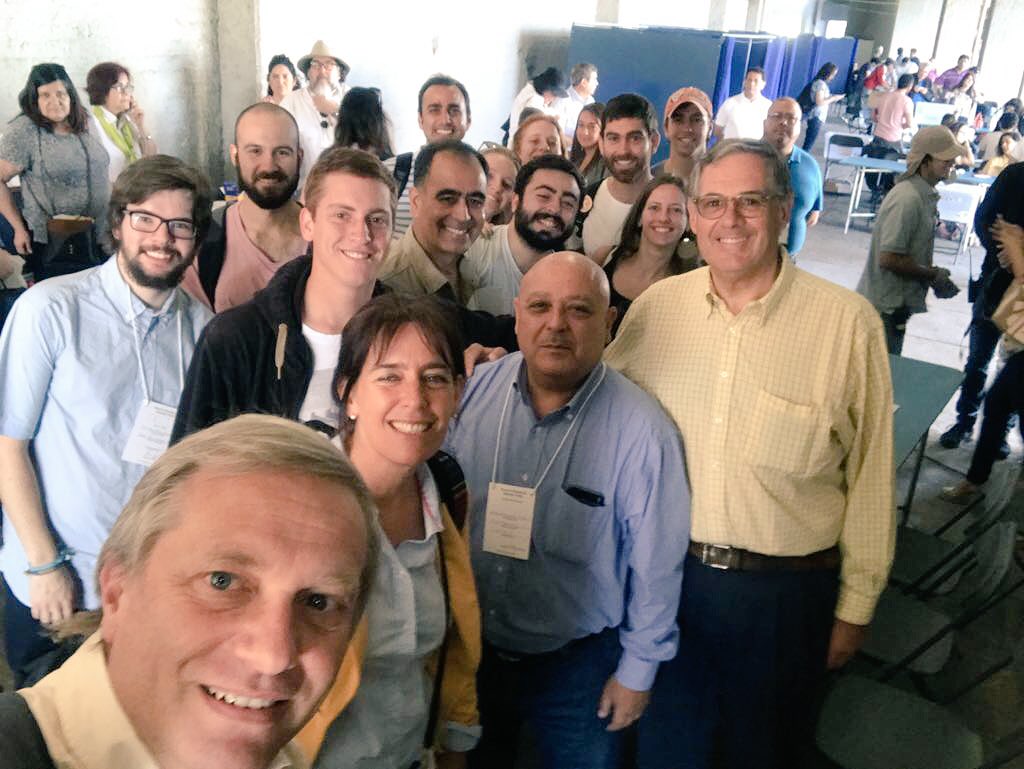 joseantoniokast's tweet image. Ya estamos instalados partiendo una jornada clave para Chile!! Todos a votar!!