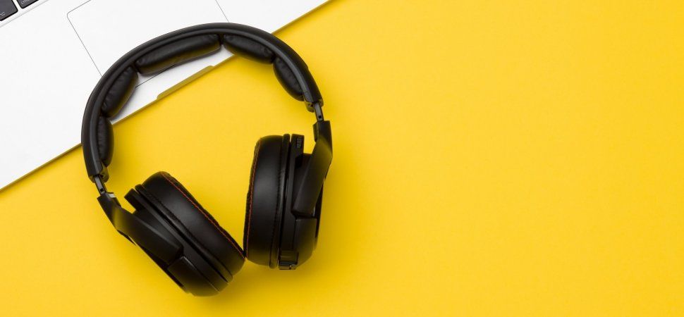 AscendroTech's tweet image. Looking for your daily dose of motivation in 2018? Try these podcasts for #entrepreneurs! buff.ly/2Ar65wz